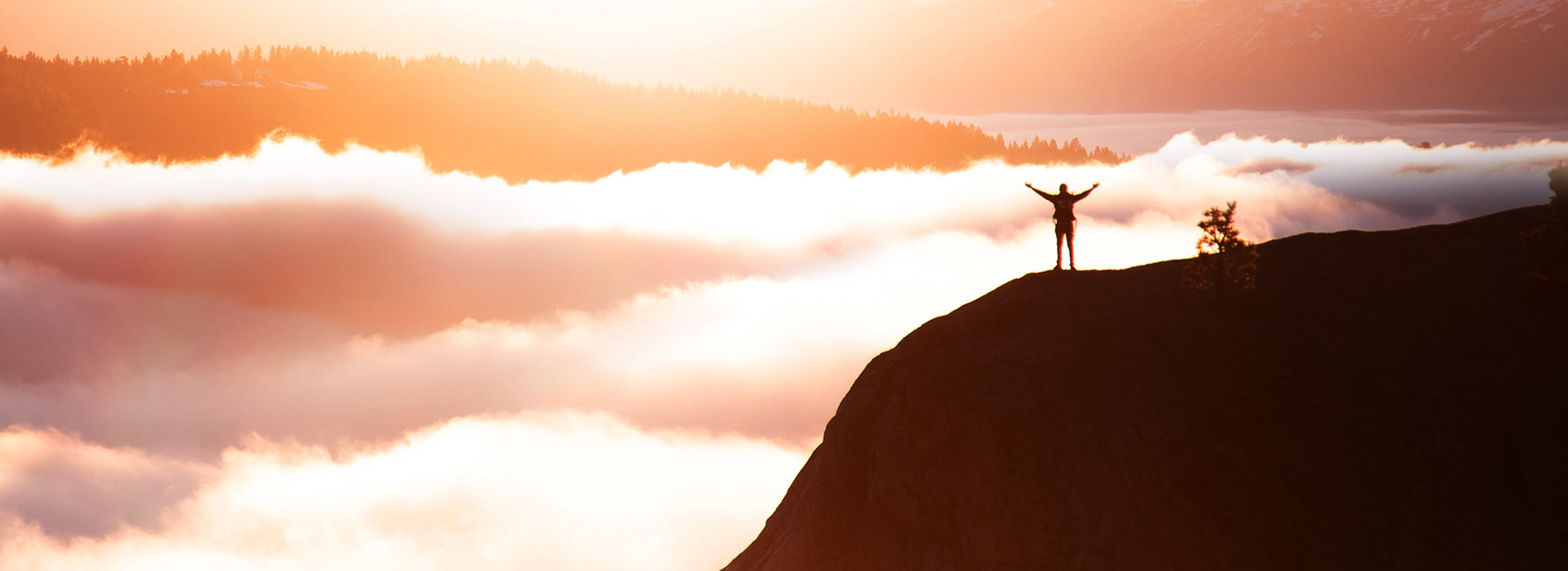 J9.COM科技-AI大数据_数字商场_数字门店