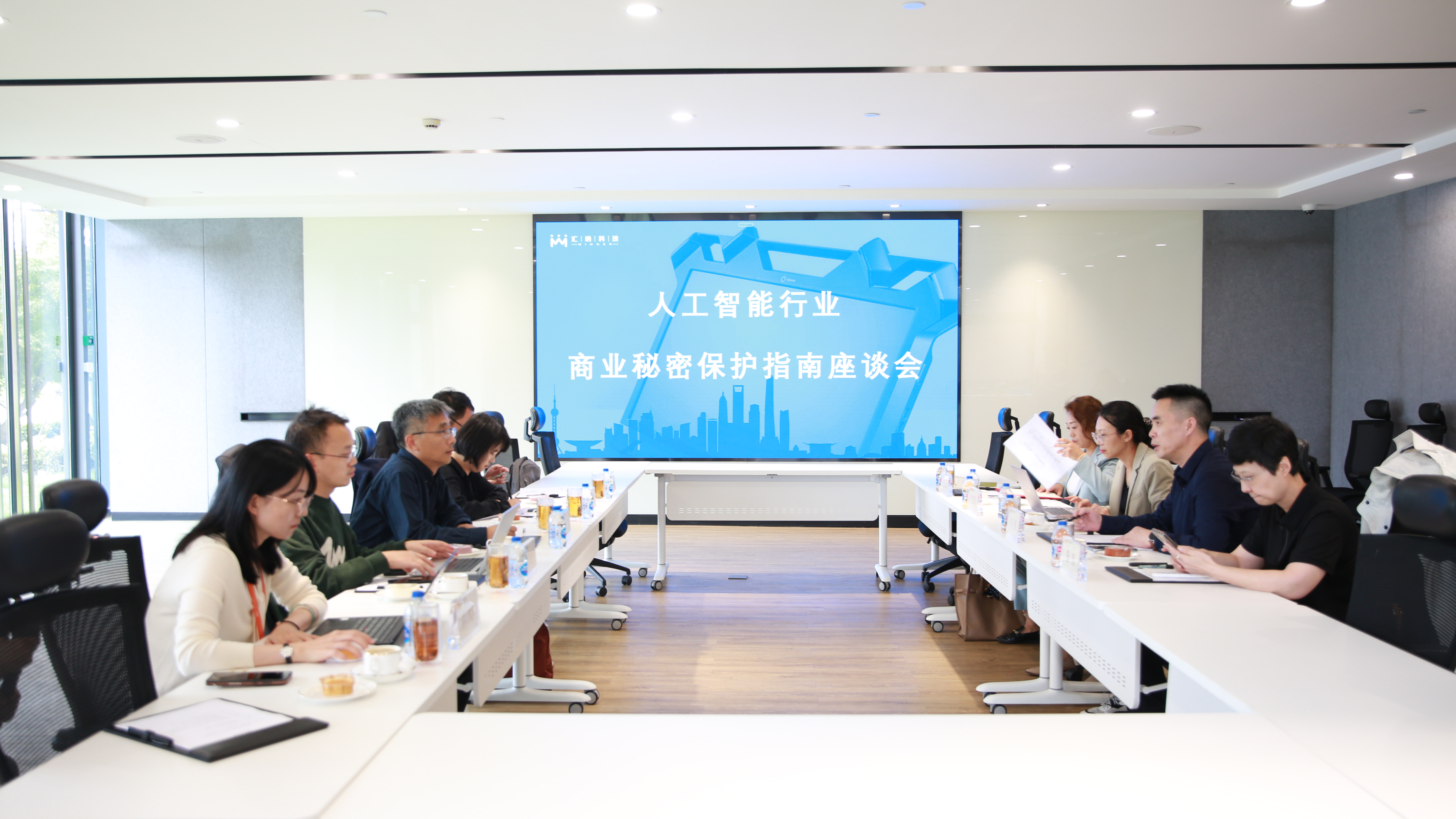 人为智能行业贸易奥秘；ぶ改献富嵩贘9.COM科技成功进行